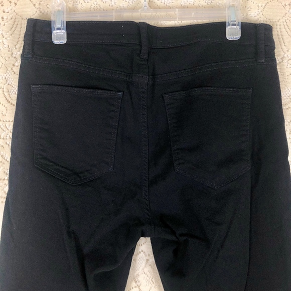 GAP True Skinny mid-rise 32R [used] - Picture 6 of 7